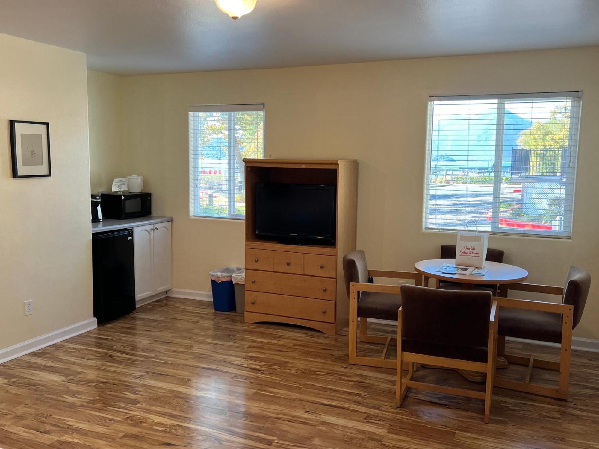 Clear Lake Cottages & Marina Clearlake Quarto foto