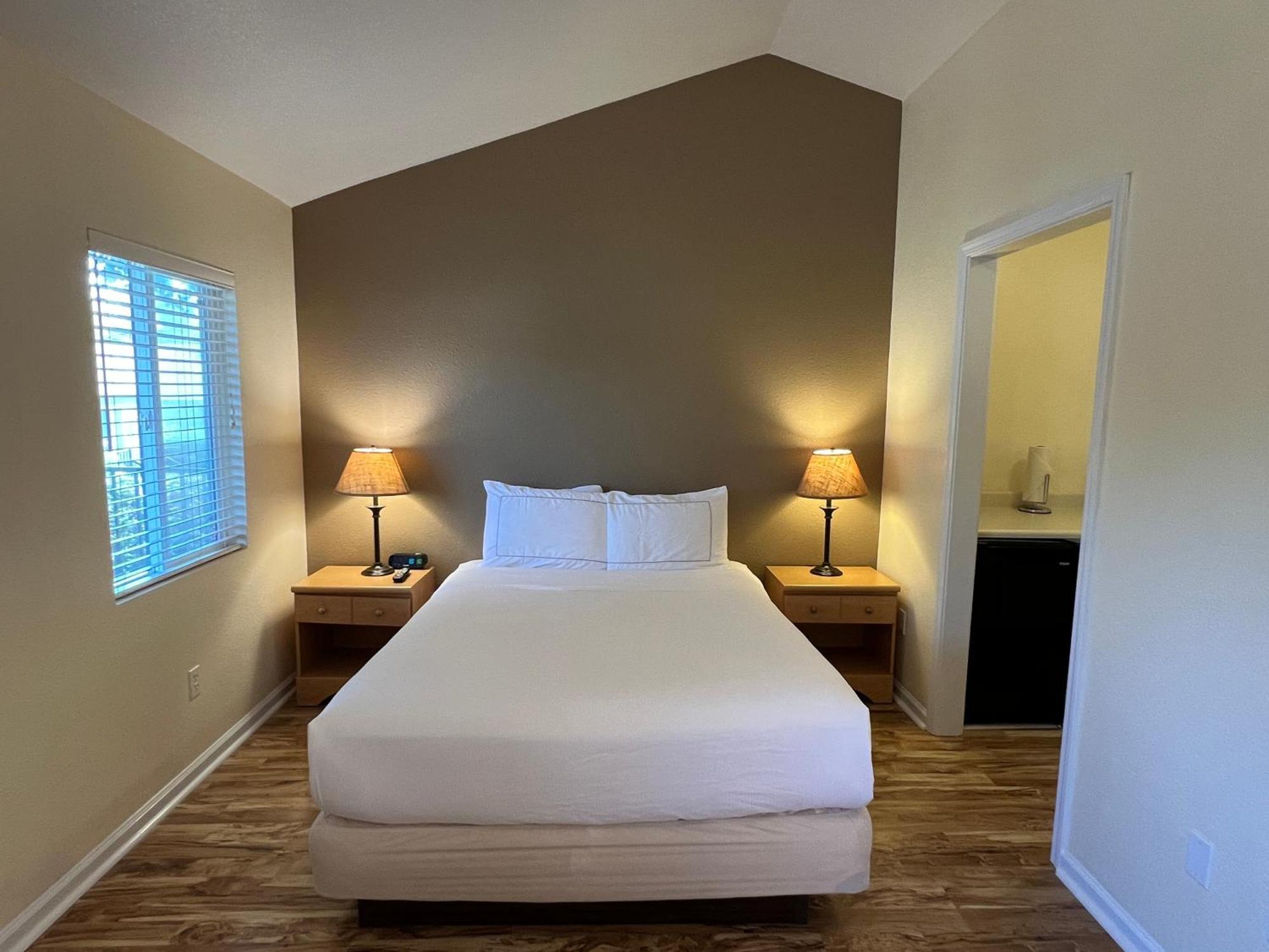 Clear Lake Cottages & Marina Clearlake Quarto foto